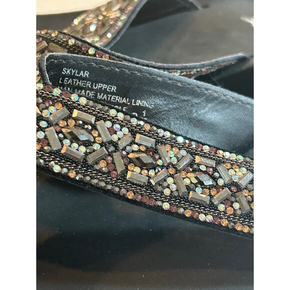 Yellow Box Beaded Leather Flip Flops - Black Sparkle - 9.5 - Picture 4 of 5